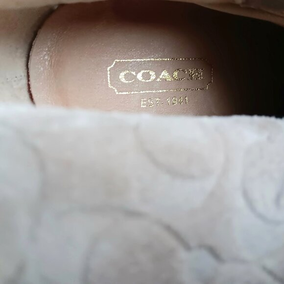 NWT 💥 COACH BETHIE TAUPE SUEDE BOOTIES ~ GORGEOUS! ~ Size 7.5 - Picture 6 of 9